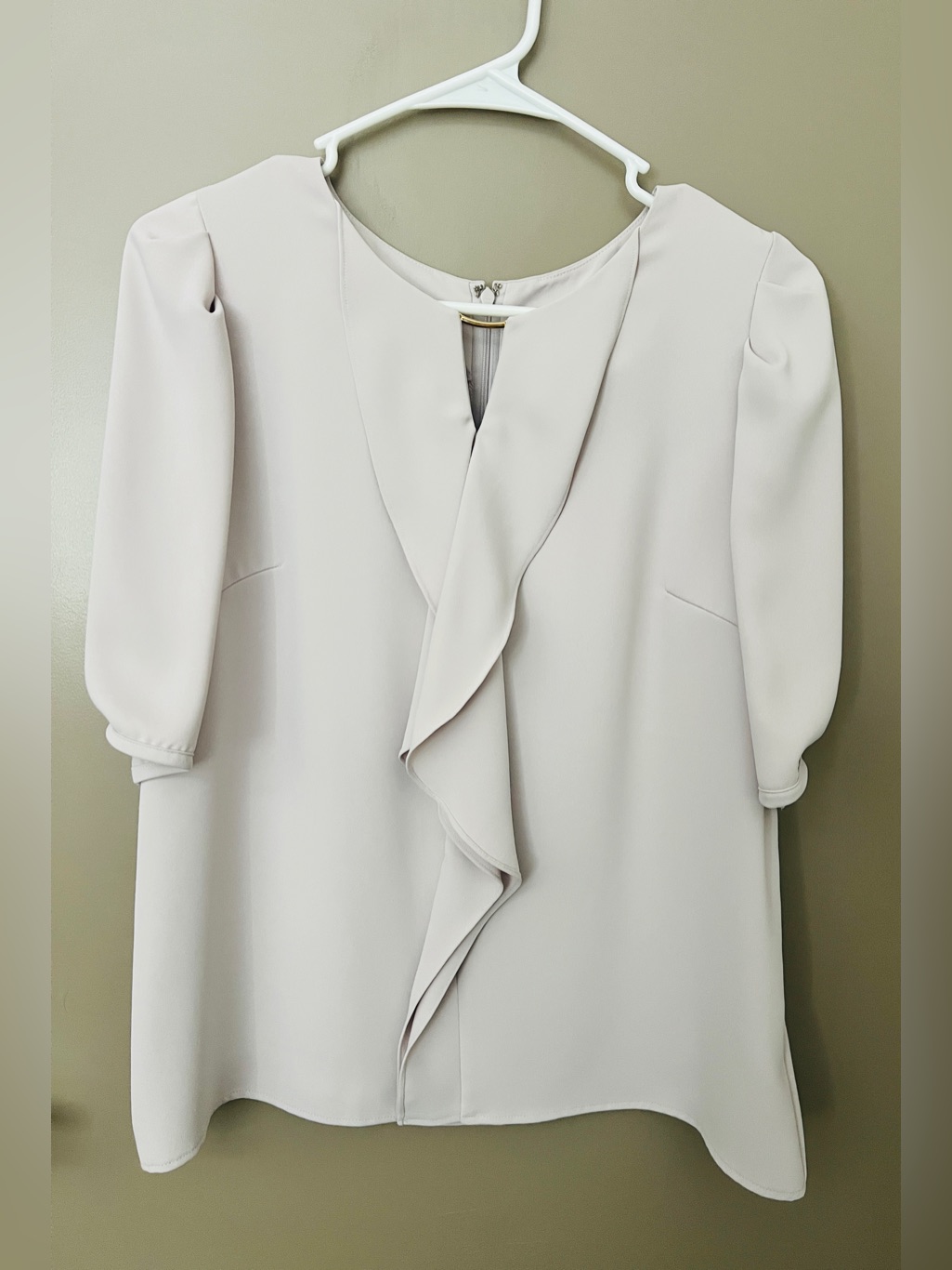 Jusglitty Elegant Women's Cream Pink Blouse Sz 2